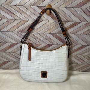 Dooney & Bourke purse